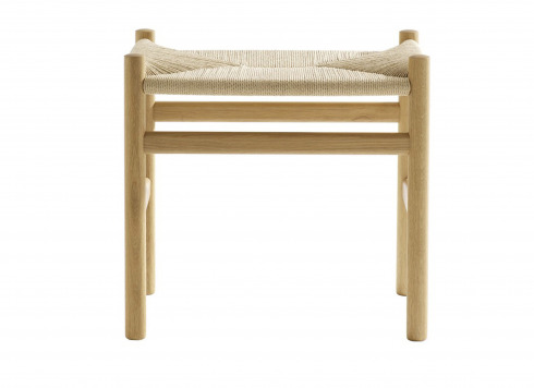 CH53 Stool in wood