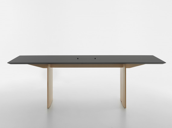 Fronda table