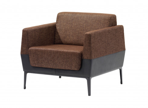 Visalia Chair in Elmo Leather Elmosoft